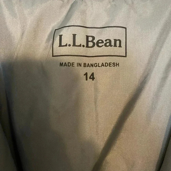 L.L. Bean Kids Gray Snow Bib. See pics for wear - Picture 3 of 6